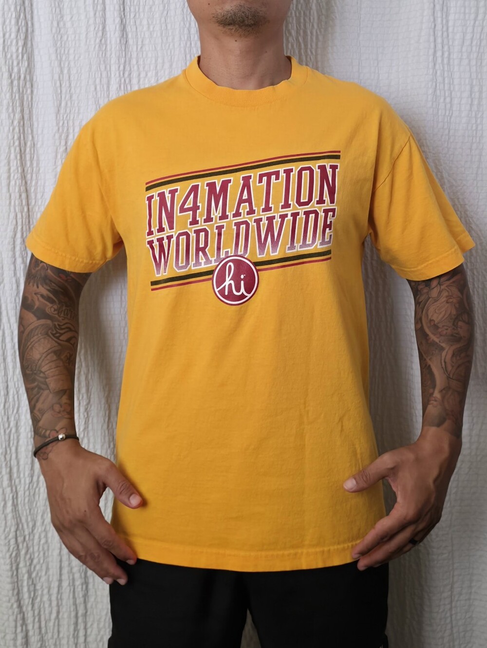 In4mation Hawaii Worldwide College Shirt Large